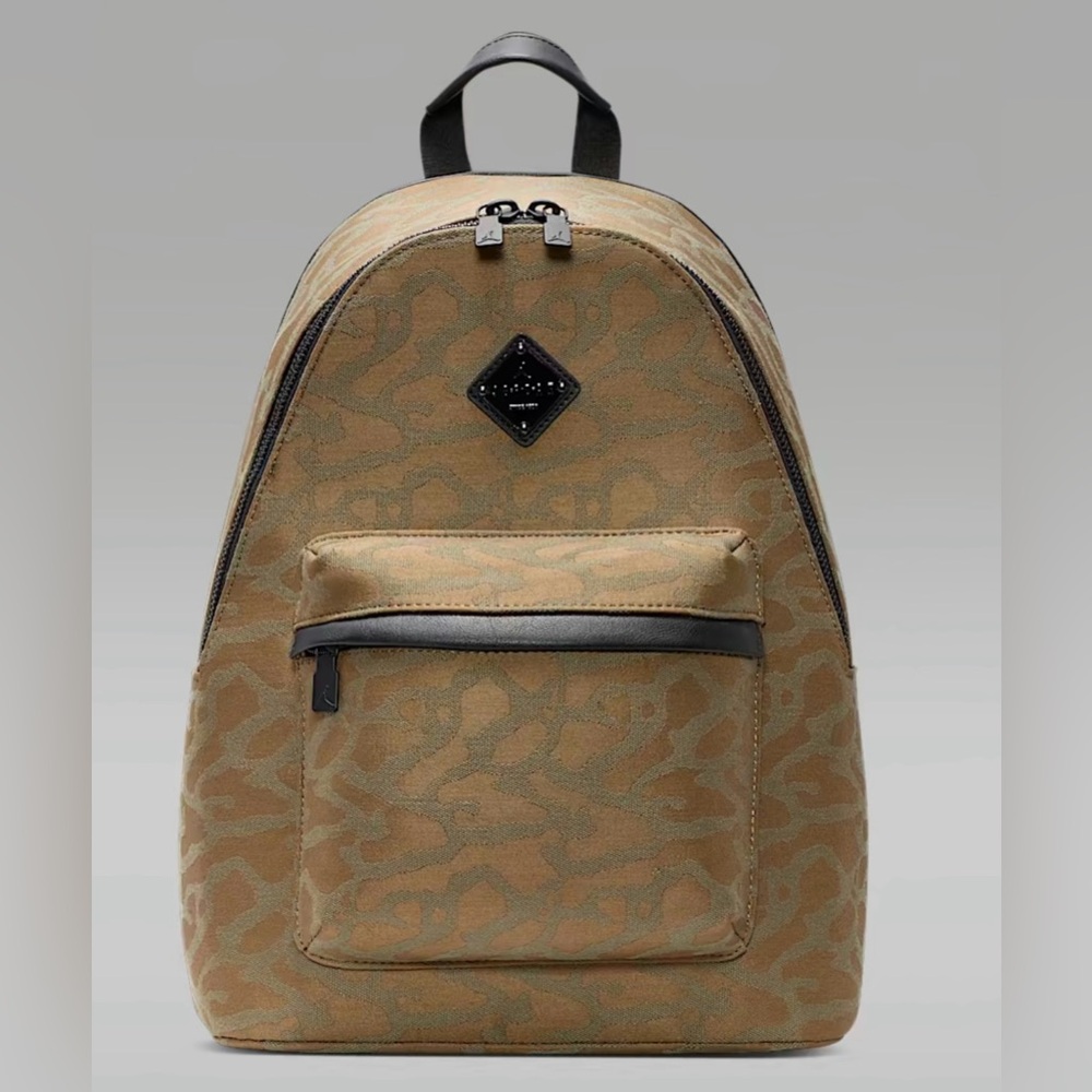 Jordan Monogram Backpack (20L) - Picture 3 of 8
